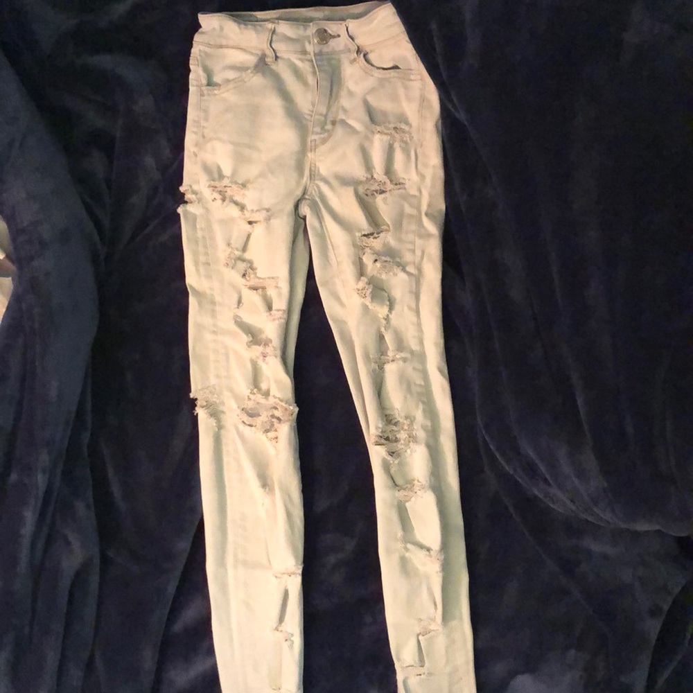 Light wash American eagle jeans